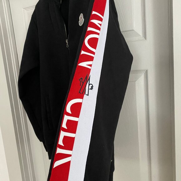 Moncler - Picture 5 of 6